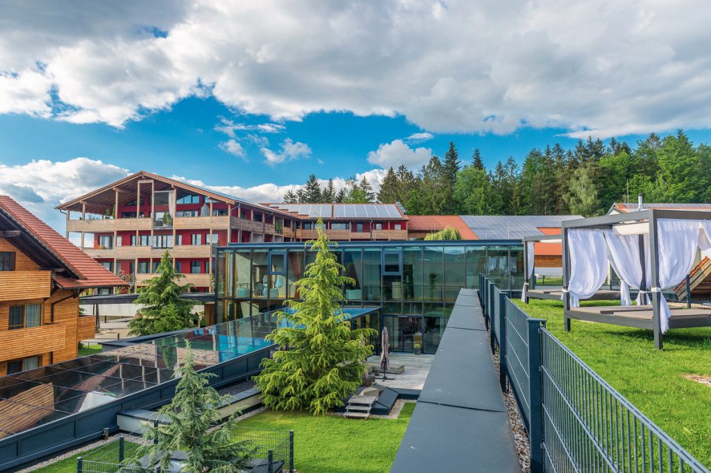 ULRICHSHOF Nature • Family • Design, Rimbach, Bayerischer Wald, Deutschland – Ein ideales Familienurlaubsziel